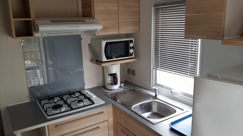 Camping De La Miniere Forges-les-Eaux Exterior foto