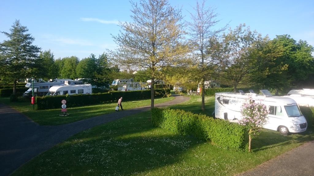Camping De La Miniere Forges-les-Eaux Exterior foto